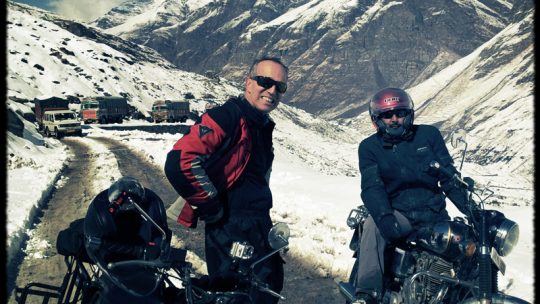 Royal Enfield route du col du Rothang La - Voyage moto du Kinnaur au Spiti, Himachal pradesh, Inde, Himalaya